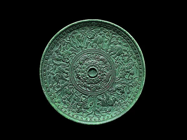 Footed Dish with Equestrian Hunting Scene