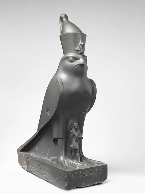 Statue of Horus as a falcon protecting King Nectanebo II