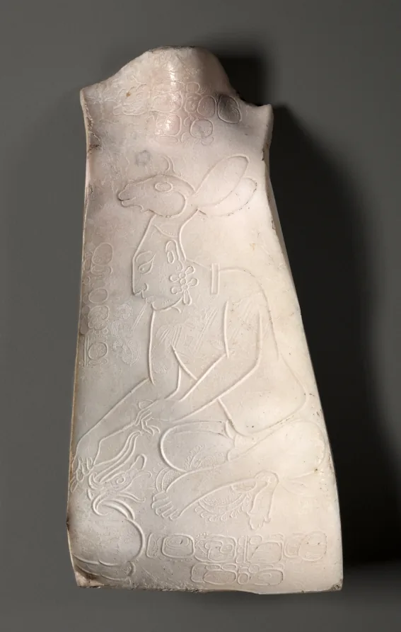 Shell with Seated Noble