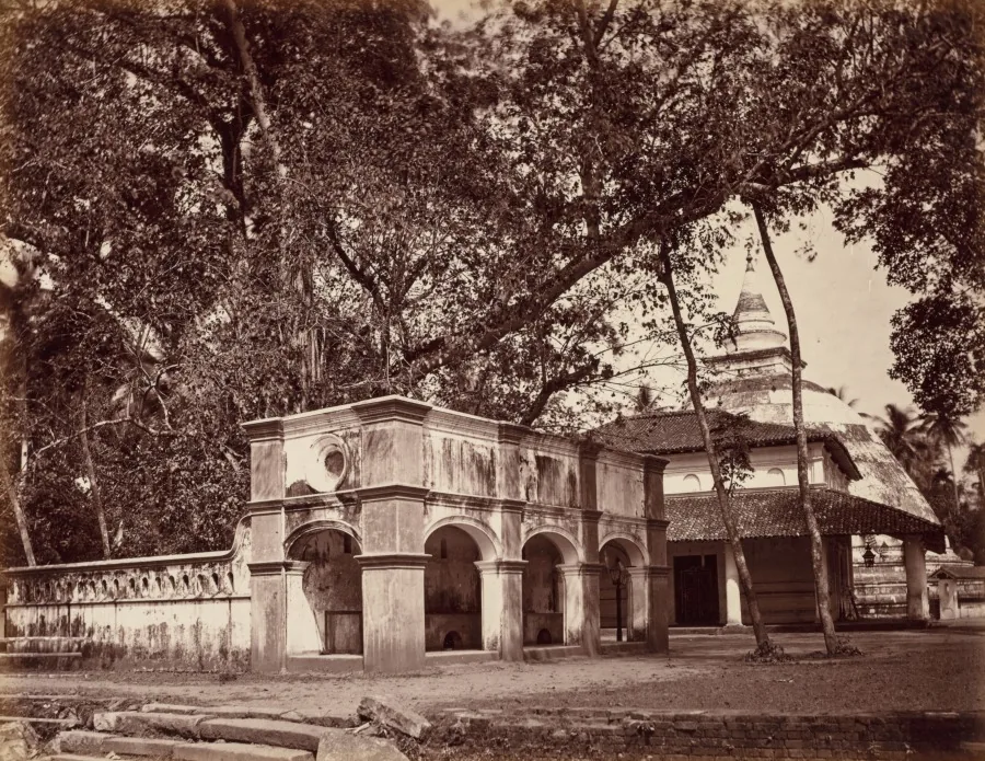 Buddhist Temple, Kalani